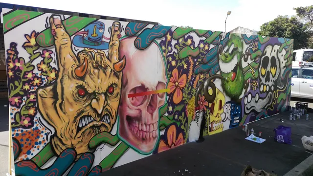 COLLABORATIVE LIVE ART MURAL FOR STREET FESTIVAL IN SYDNEY