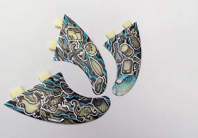 Custom handpainted FCS Surfboard fins
